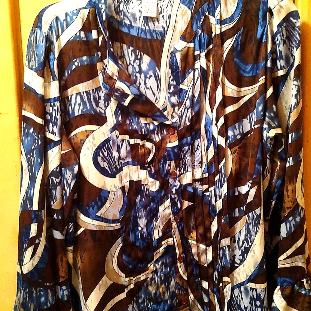 Ladies Multi-Colored Long Sleeve Blouse With Ruffle